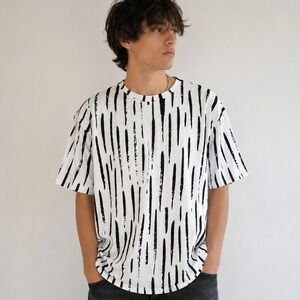 Exclusive Heart Shirt Large‎ Artsy Abstract Print Boho Zebra Stripe NWT T Shirt